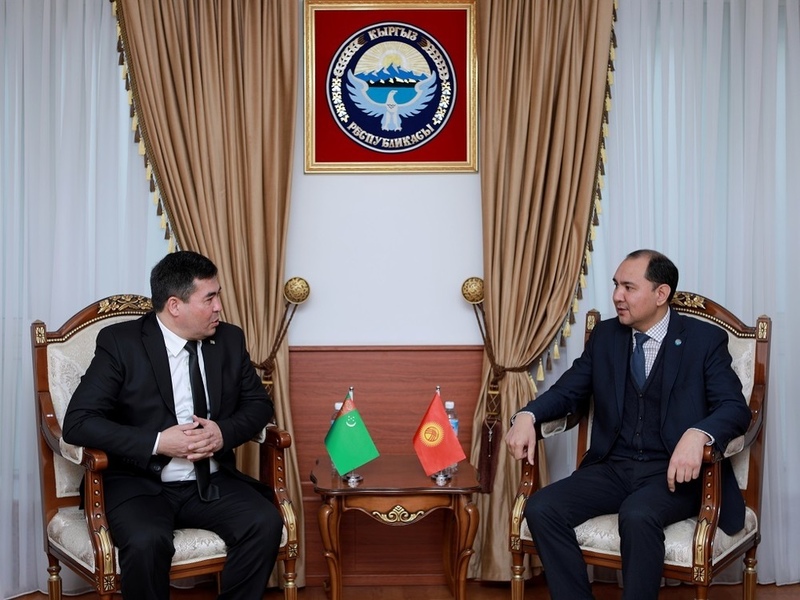 kyrgyzstan-turkmenistan-discuss-bilateral-ties