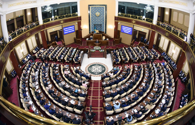 Experienced MPs leave Senate in Kazakhstan - AKIpress News Agency