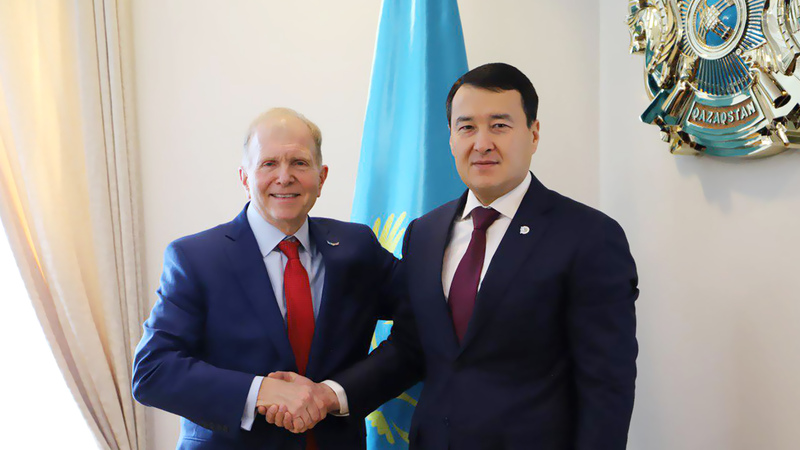 First Deputy PM of Kazakhstan meets U.S. Ambassador - AKIpress News Agency